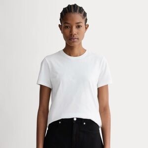 Everlane The Slim Crew in Essential Cotton